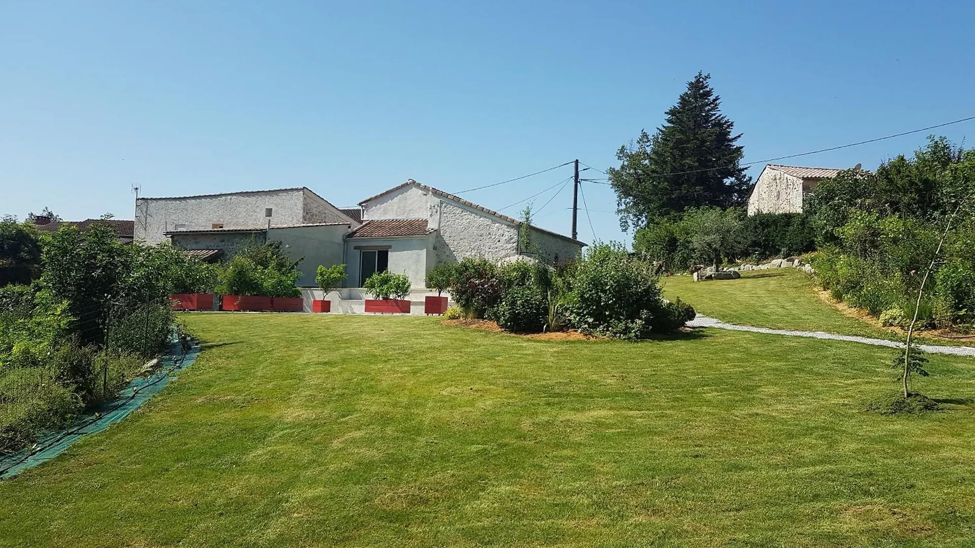 Hébergement de vacances gite a la campagne Noailhac